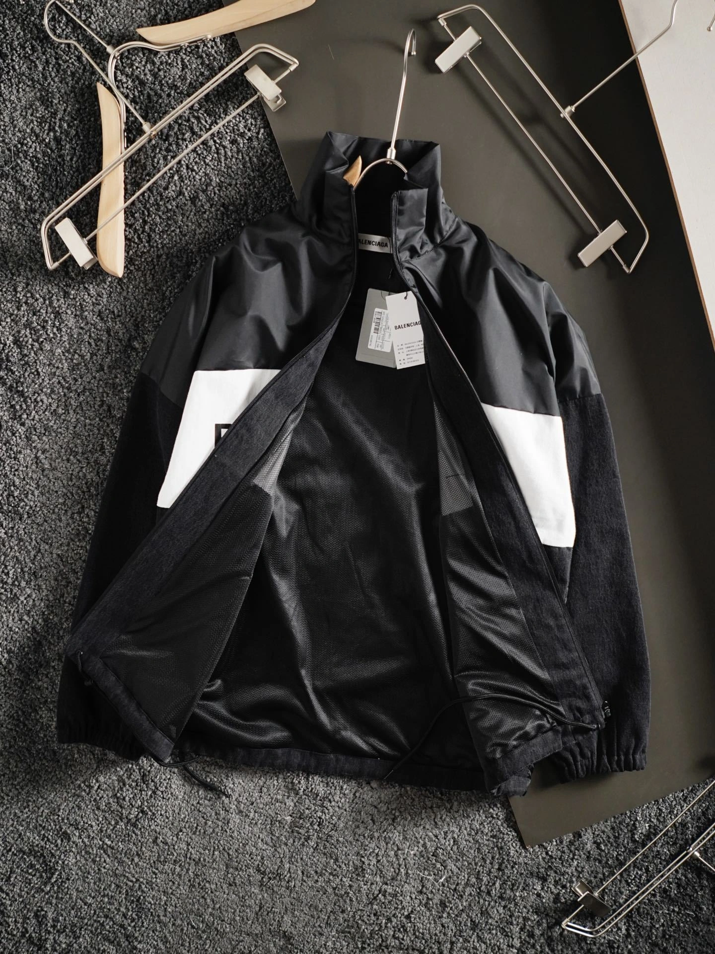 &wg.luxury- 218593i16 oversized item:D-F443K1905